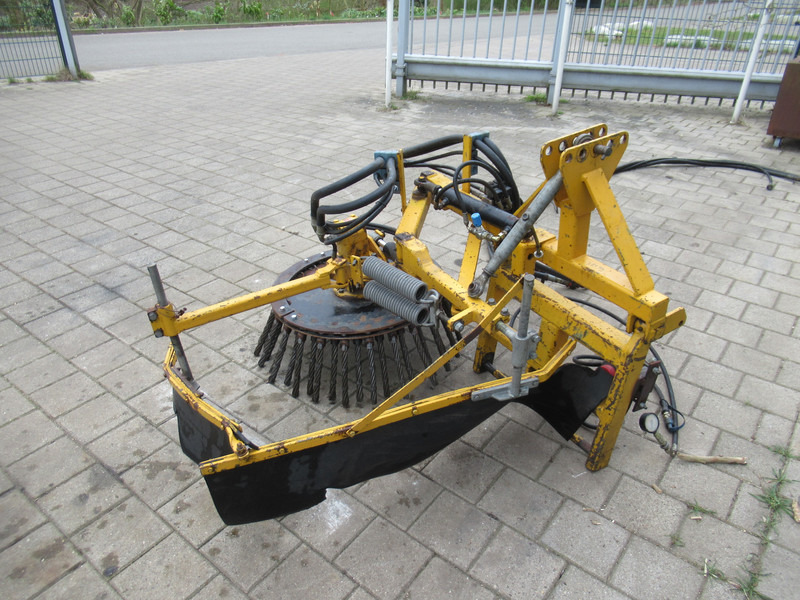 HWH RH-25315 Onkruidborstel Zwaar + HYDRO unit - سياره كنس شوارع: صورة 4 HWH RH-25315 Onkruidborstel Zwaar + HYDRO unit - سياره كنس شوارع: صورة 4