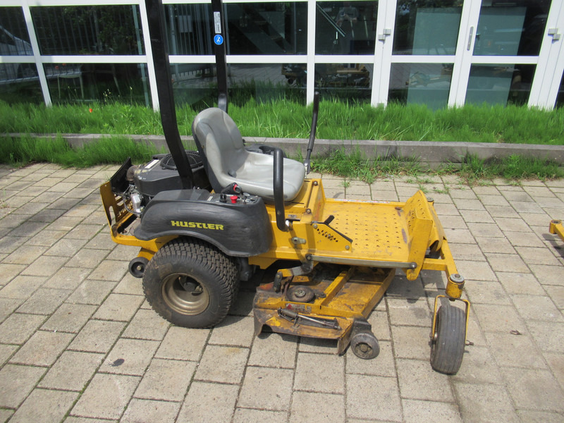 Hustler SPORT 0-Turn Maaier / Mower for parts / Defect - جزازة أعشاب الحدائق: صورة 2 Hustler SPORT 0-Turn Maaier / Mower for parts / Defect - جزازة أعشاب الحدائق: صورة 2