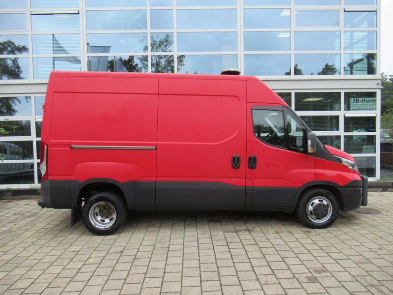 Iveco Daily 35C15V 3.0 352 H3 L NIDO DIN Standverw. - شاحنة مغلقة الصندوق: صورة 4 Iveco Daily 35C15V 3.0 352 H3 L NIDO DIN Standverw. - شاحنة مغلقة الصندوق: صورة 4