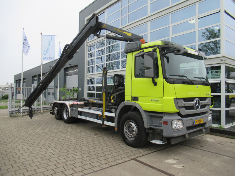 Mercedes-Benz Actros 2532 LTNLA 6X2 Hooklift + Crane, Haak - Kraan - شاحنة ذات خطاف, شاحنة كرين: صورة 3 Mercedes-Benz Actros 2532 LTNLA 6X2 Hooklift + Crane, Haak - Kraan - شاحنة ذات خطاف, شاحنة كرين: صورة 3