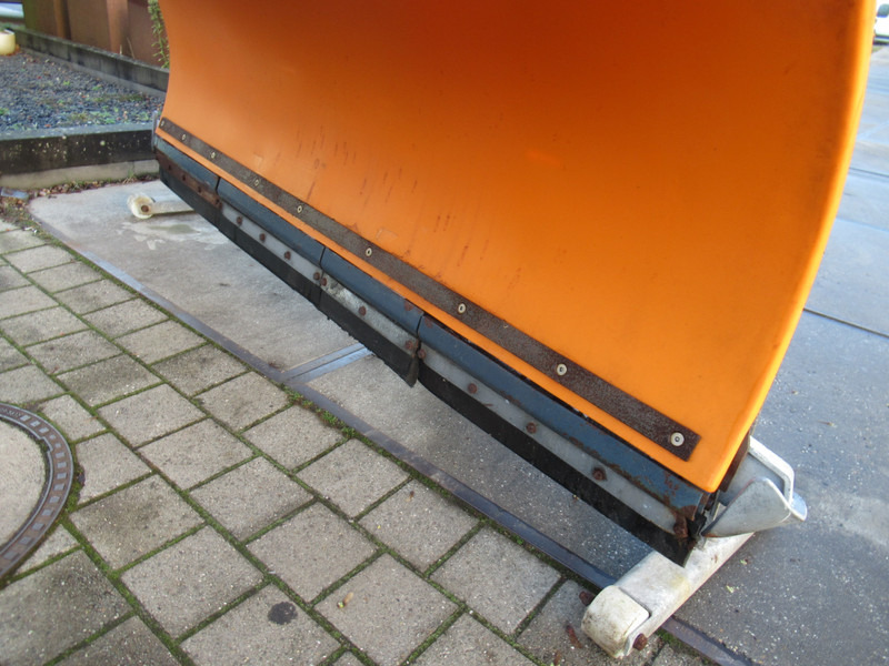 NIDO SNK 27 EPZ 240 270 CM, 24V HYDRO Schneepflug Snowplow Sneeuwploeg - جرافة ثلج: صورة 4 NIDO SNK 27 EPZ 240 270 CM, 24V HYDRO Schneepflug Snowplow Sneeuwploeg - جرافة ثلج: صورة 4