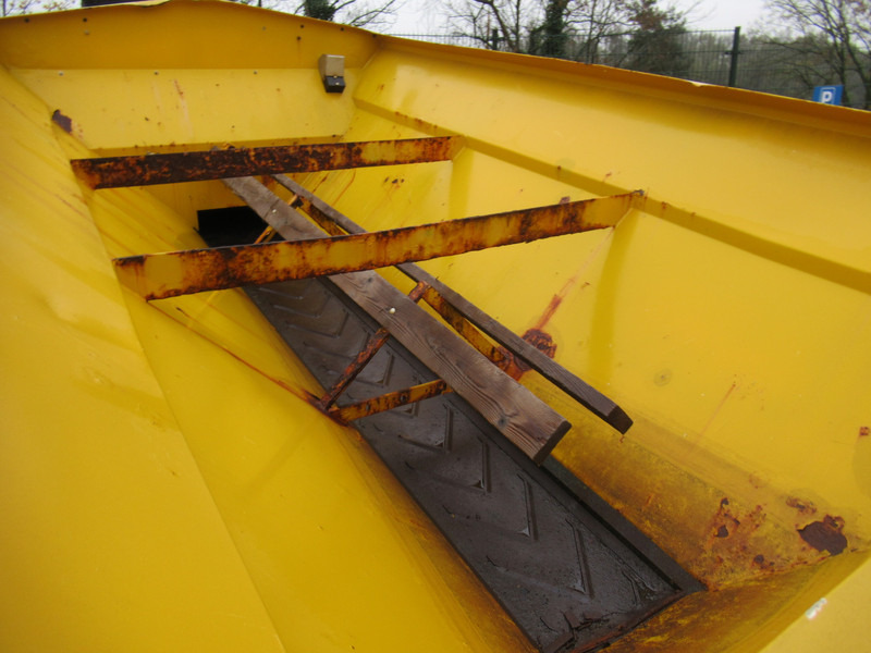 NIDO STRATOS B40-42 PALN Rotopower 4m3 + 2.200L Salzstreuer Saltspreader Zoutstrooier - مفرشة الرمل/ الملح: صورة 5 NIDO STRATOS B40-42 PALN Rotopower 4m3 + 2.200L Salzstreuer Saltspreader Zoutstrooier - مفرشة الرمل/ الملح: صورة 5