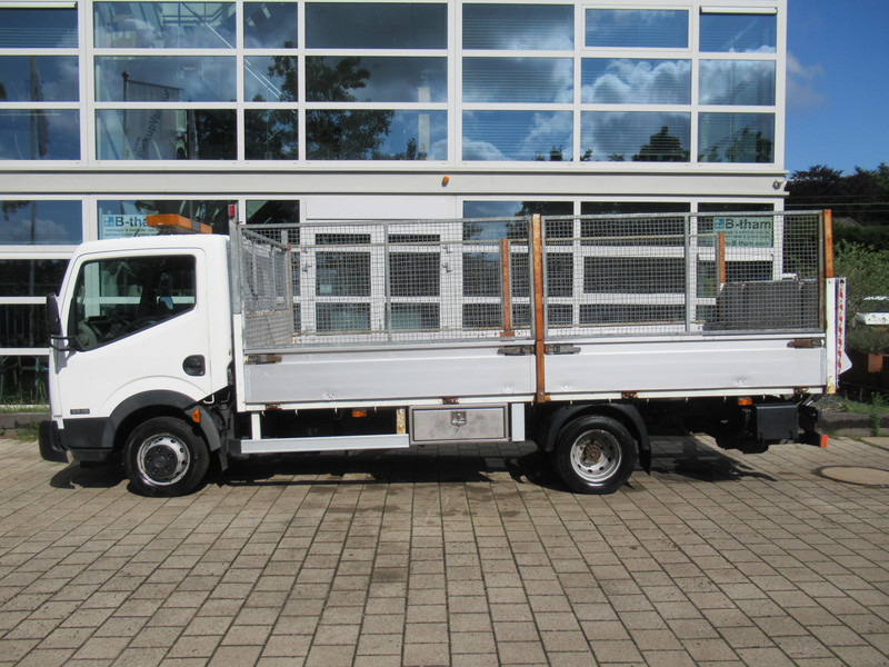 Nissan Cabstar 150.35 3.0TDci 110KW + DHollandia Laadklep - شاحنة مفتوحة: صورة 2 Nissan Cabstar 150.35 3.0TDci 110KW + DHollandia Laadklep - شاحنة مفتوحة: صورة 2