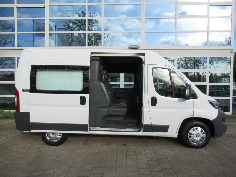 Peugeot Boxer 330 2.2 HDI 96KW L2H2 XT DOKA Dubbelcabine AIRCO - فان المدمجة, الشاحنات الصغيرة كابينة مزدوجة: صورة 2 Peugeot Boxer 330 2.2 HDI 96KW L2H2 XT DOKA Dubbelcabine AIRCO - فان المدمجة, الشاحنات الصغيرة كابينة مزدوجة: صورة 2
