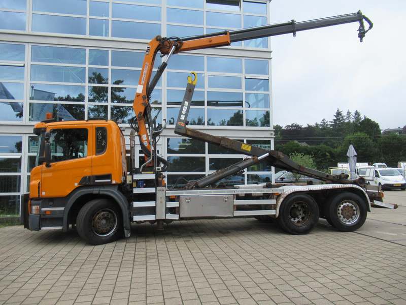 Scania P 320 B 6x2*4 + HMF 835 + HYVA Haakarm - شاحنة ذات خطاف, شاحنة كرين: صورة 3 Scania P 320 B 6x2*4 + HMF 835 + HYVA Haakarm - شاحنة ذات خطاف, شاحنة كرين: صورة 3