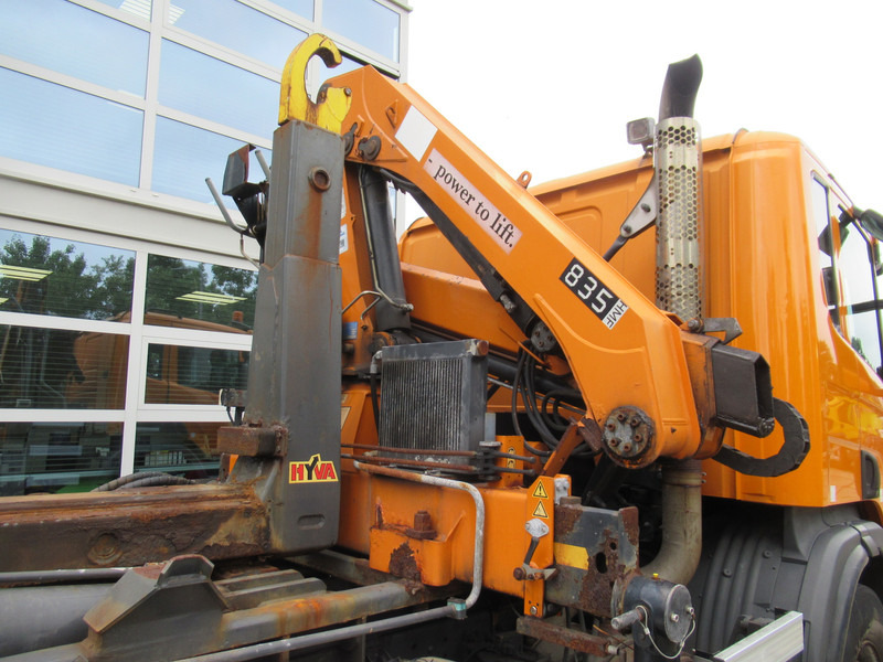 Scania P 320 B 6x2*4 + HMF 835 + HYVA Haakarm - شاحنة ذات خطاف, شاحنة كرين: صورة 5 Scania P 320 B 6x2*4 + HMF 835 + HYVA Haakarm - شاحنة ذات خطاف, شاحنة كرين: صورة 5