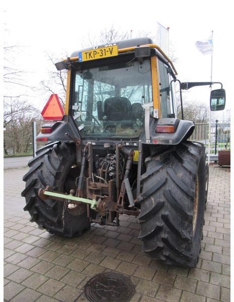 Valtra 700 4x2 VALMET - جرار: صورة 5 Valtra 700 4x2 VALMET - جرار: صورة 5