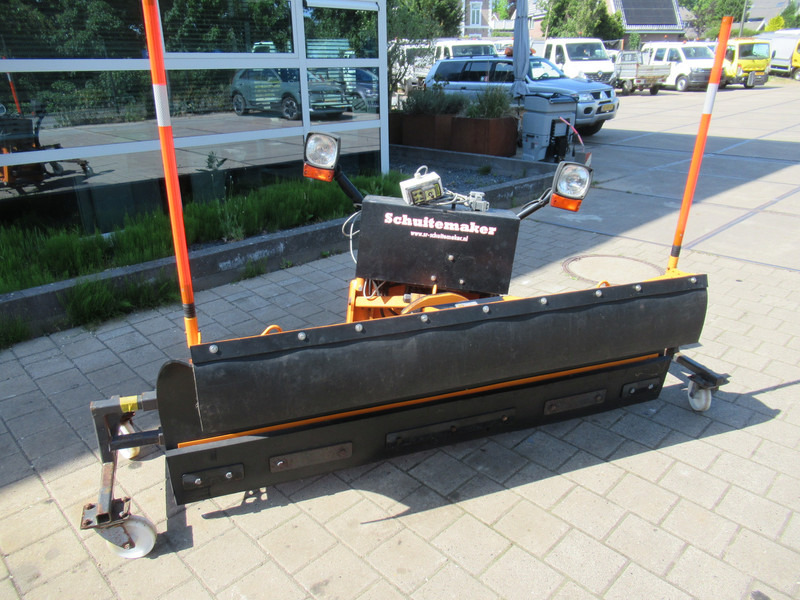 Villeton Jean LMT 20.50 208CM 12V Schneepflug Sneeuwschuif Snow Plow - كاسحة ثلوج: صورة 3 Villeton Jean LMT 20.50 208CM 12V Schneepflug Sneeuwschuif Snow Plow - كاسحة ثلوج: صورة 3