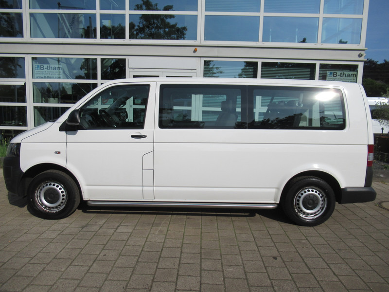 Volkswagen Transporter Kombi T5 2.0 TDI 62KW L2H1 Comf. 9-Personen - حافلة صغيرة, ميكروباص: صورة 5 Volkswagen Transporter Kombi T5 2.0 TDI 62KW L2H1 Comf. 9-Personen - حافلة صغيرة, ميكروباص: صورة 5