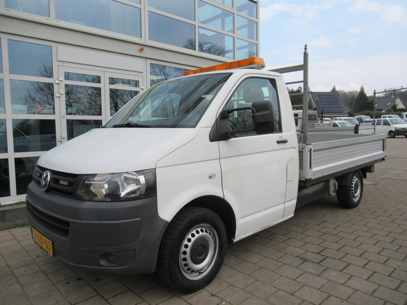 Volkswagen Transporter T5 2.0 TDI 62KW L2H1 Pick-Up Open laadbak - شاحنة مفتوحة: صورة 2 Volkswagen Transporter T5 2.0 TDI 62KW L2H1 Pick-Up Open laadbak - شاحنة مفتوحة: صورة 2