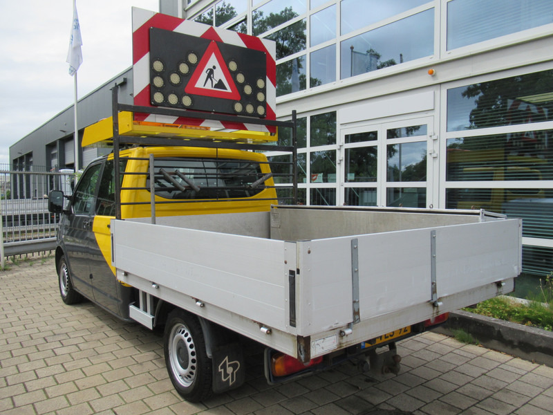 Volkswagen Transporter T5 2.0 TDI 75KW L2 DOKA dubbelcabine Kipper Actiebord - قلاب صغير, الشاحنات الصغيرة كابينة مزدوجة: صورة 2 Volkswagen Transporter T5 2.0 TDI 75KW L2 DOKA dubbelcabine Kipper Actiebord - قلاب صغير, الشاحنات الصغيرة كابينة مزدوجة: صورة 2