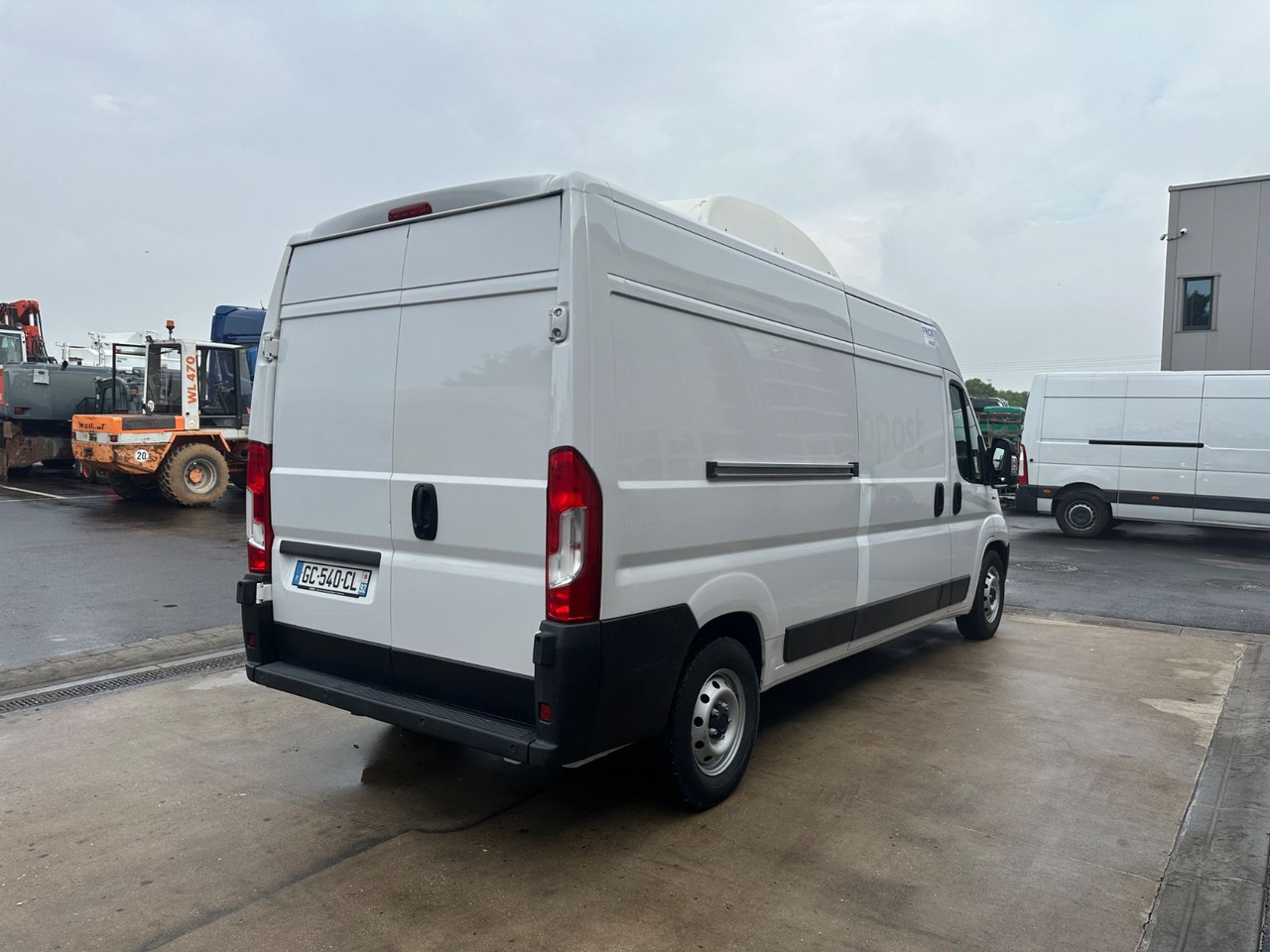 Fiat Ducato Isberg Pharma-Kühler -30°C/4°C/22°C - شاحنة مُبرّدة للتوصيل: صورة 5 Fiat Ducato Isberg Pharma-Kühler -30°C/4°C/22°C - شاحنة مُبرّدة للتوصيل: صورة 5