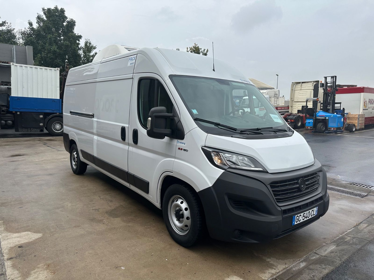 Fiat Ducato Isberg Pharma-Kühler -30°C/4°C/22°C - شاحنة مُبرّدة للتوصيل: صورة 3 Fiat Ducato Isberg Pharma-Kühler -30°C/4°C/22°C - شاحنة مُبرّدة للتوصيل: صورة 3