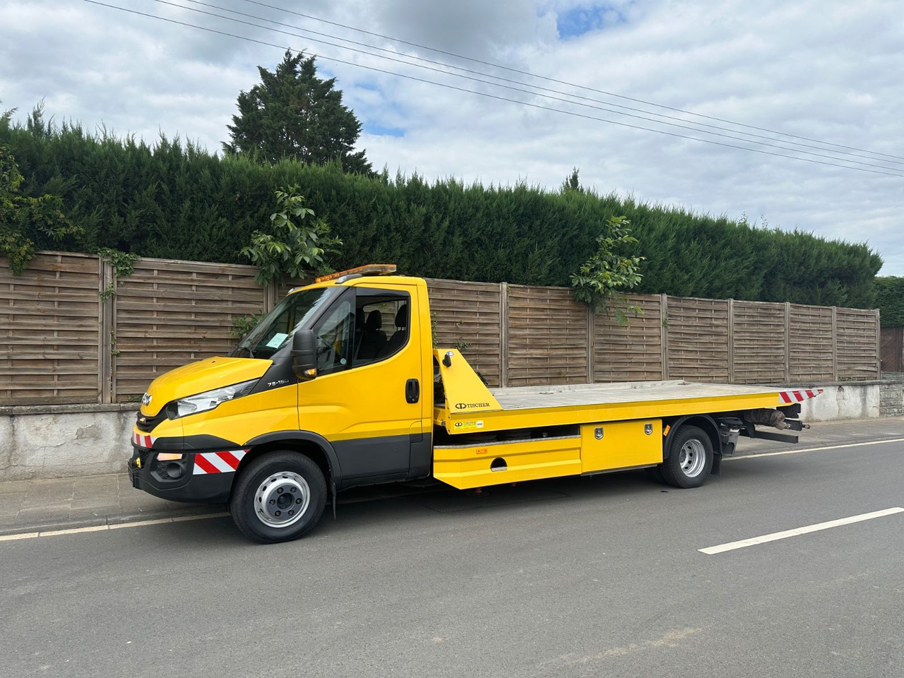 Iveco Daily 70c18 Schiebeplateau/Seilwinde/Klima - شاحنة سحب: صورة 1 Iveco Daily 70c18 Schiebeplateau/Seilwinde/Klima - شاحنة سحب: صورة 1