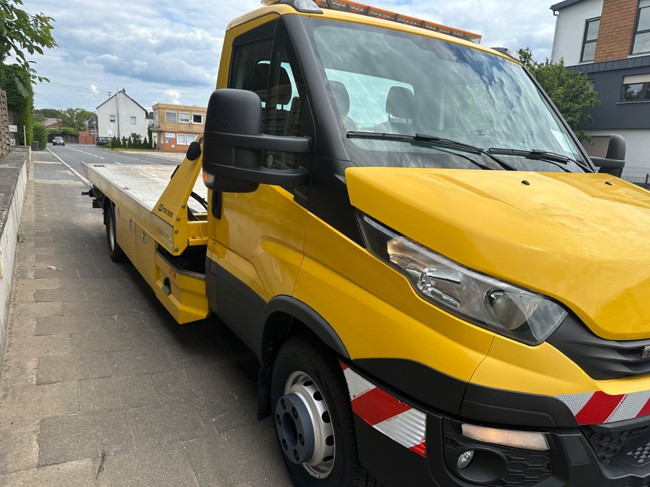 Iveco Daily 70c18 Schiebeplateau/Seilwinde/Klima - شاحنة سحب: صورة 3 Iveco Daily 70c18 Schiebeplateau/Seilwinde/Klima - شاحنة سحب: صورة 3