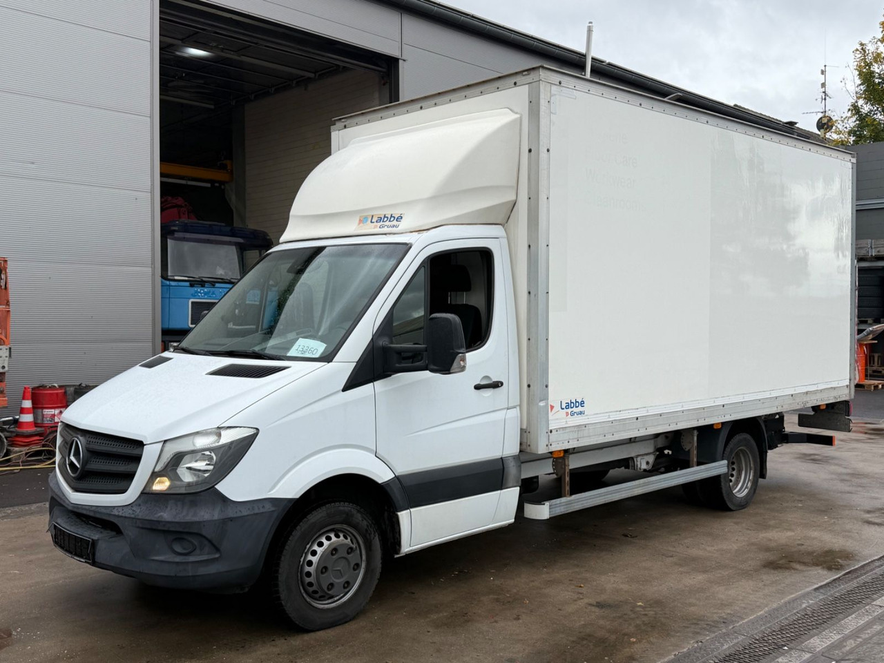 Mercedes-Benz Sprinter II 516 Cdi Koffer / Lbw. / Automatik - شاحنة مغلقة الصندوق: صورة 2 Mercedes-Benz Sprinter II 516 Cdi Koffer / Lbw. / Automatik - شاحنة مغلقة الصندوق: صورة 2