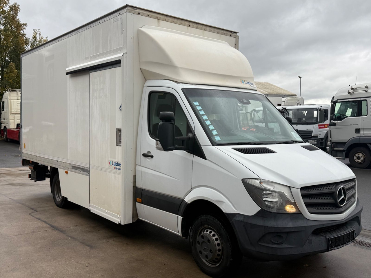 Mercedes-Benz Sprinter II 516 Cdi Koffer / Lbw. / Automatik - شاحنة مغلقة الصندوق: صورة 1 Mercedes-Benz Sprinter II 516 Cdi Koffer / Lbw. / Automatik - شاحنة مغلقة الصندوق: صورة 1