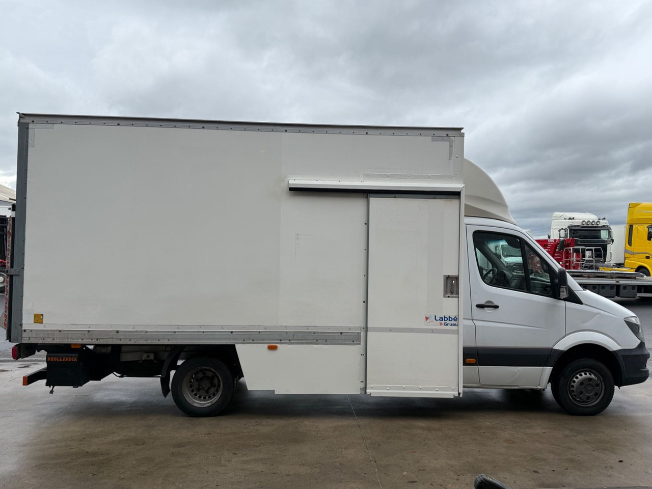 Mercedes-Benz Sprinter II 516 Cdi Koffer / Lbw. / Automatik - شاحنة مغلقة الصندوق: صورة 4 Mercedes-Benz Sprinter II 516 Cdi Koffer / Lbw. / Automatik - شاحنة مغلقة الصندوق: صورة 4