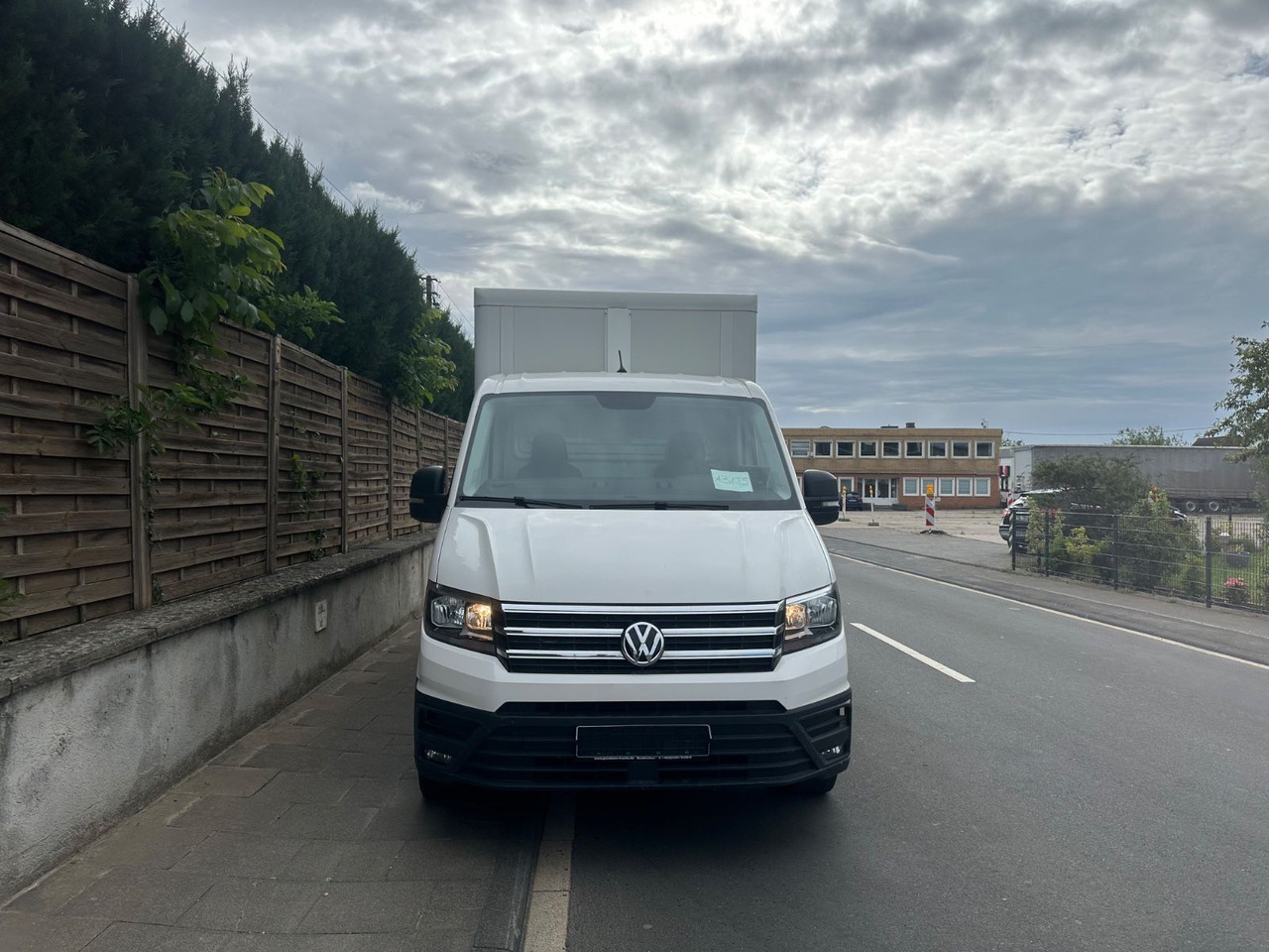 Volkswagen Crafter Frisch-Kühler -2°/Motor überholt/ - شاحنة مُبرّدة للتوصيل: صورة 5 Volkswagen Crafter Frisch-Kühler -2°/Motor überholt/ - شاحنة مُبرّدة للتوصيل: صورة 5