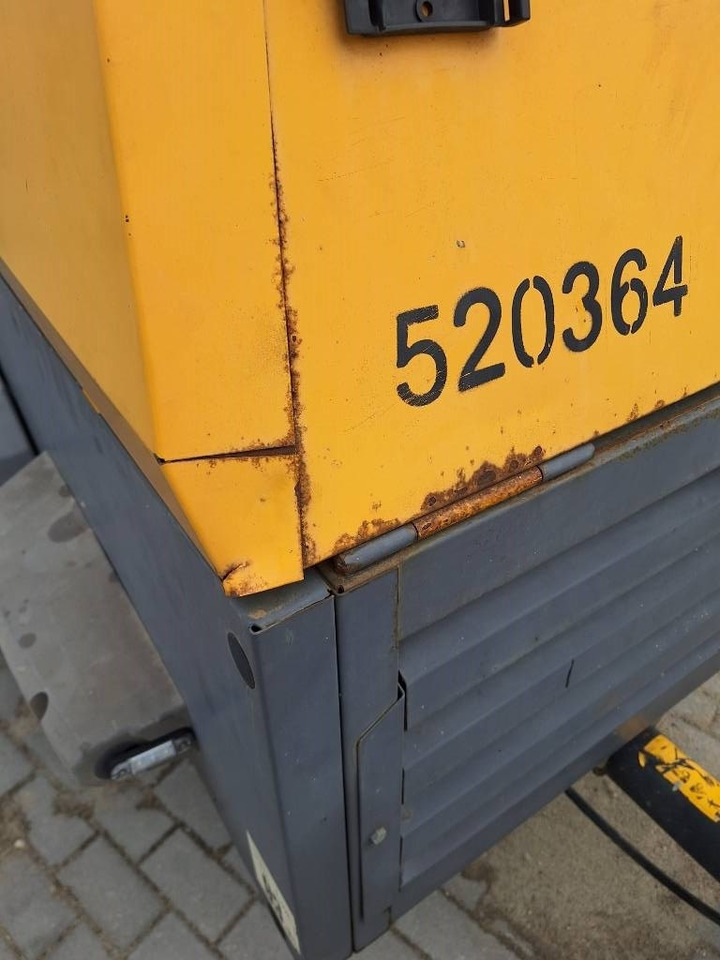 مجموعة المولدات Atlas Copco QAX 40: صورة 11