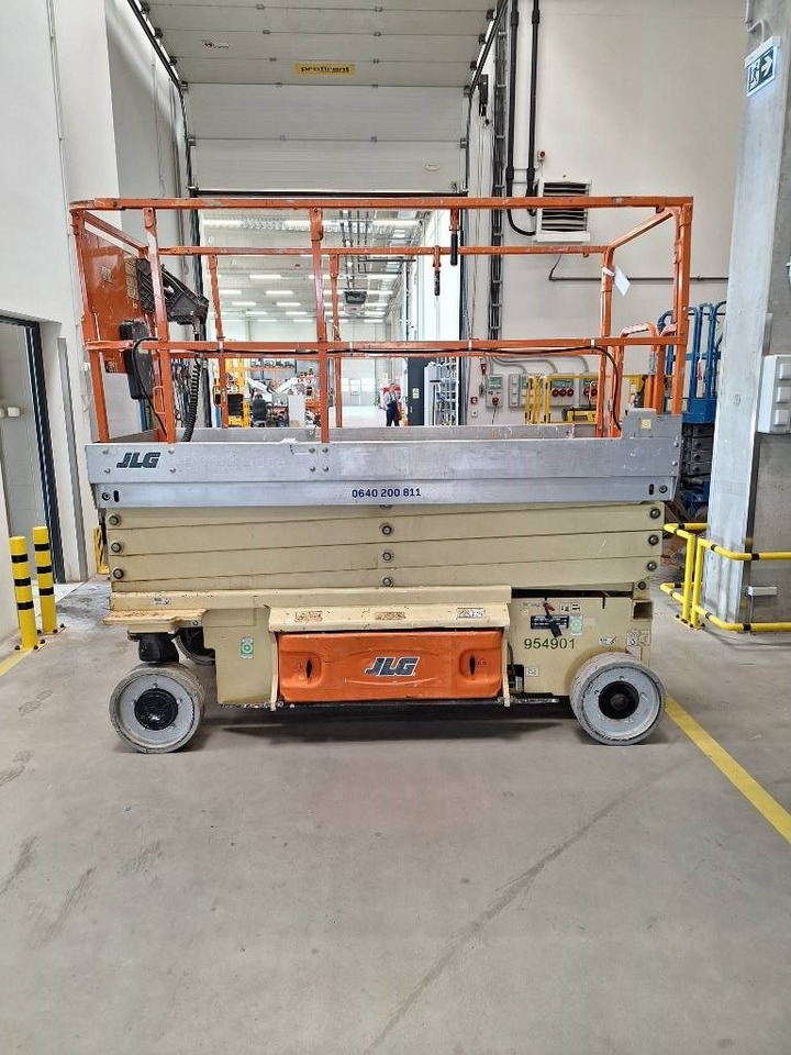 JLG 2646 ES - رافعة هيدروليكية مقصية: صورة 4 JLG 2646 ES - رافعة هيدروليكية مقصية: صورة 4