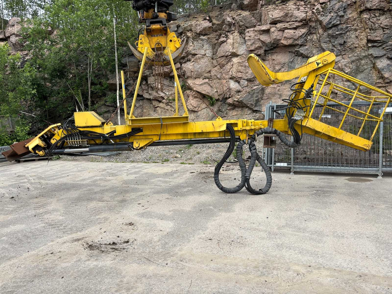 Atlas Copco aerial boom (to be dismantled/refurbished) - معدات الوصول: صورة 1 Atlas Copco aerial boom (to be dismantled/refurbished) - معدات الوصول: صورة 1