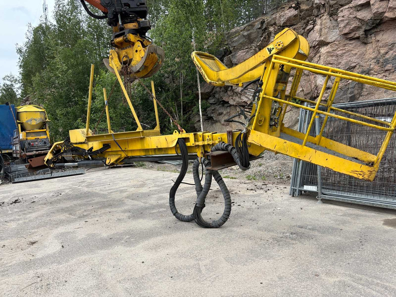Atlas Copco aerial boom (to be dismantled/refurbished) - معدات الوصول: صورة 2 Atlas Copco aerial boom (to be dismantled/refurbished) - معدات الوصول: صورة 2