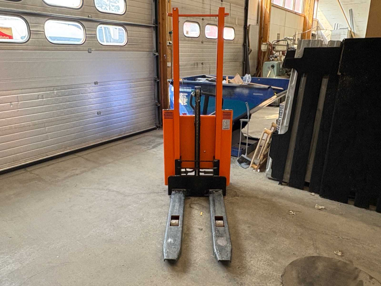 Stacker Rocla RSE 10S1600 - آلة التكديس: صورة 2 Stacker Rocla RSE 10S1600 - آلة التكديس: صورة 2