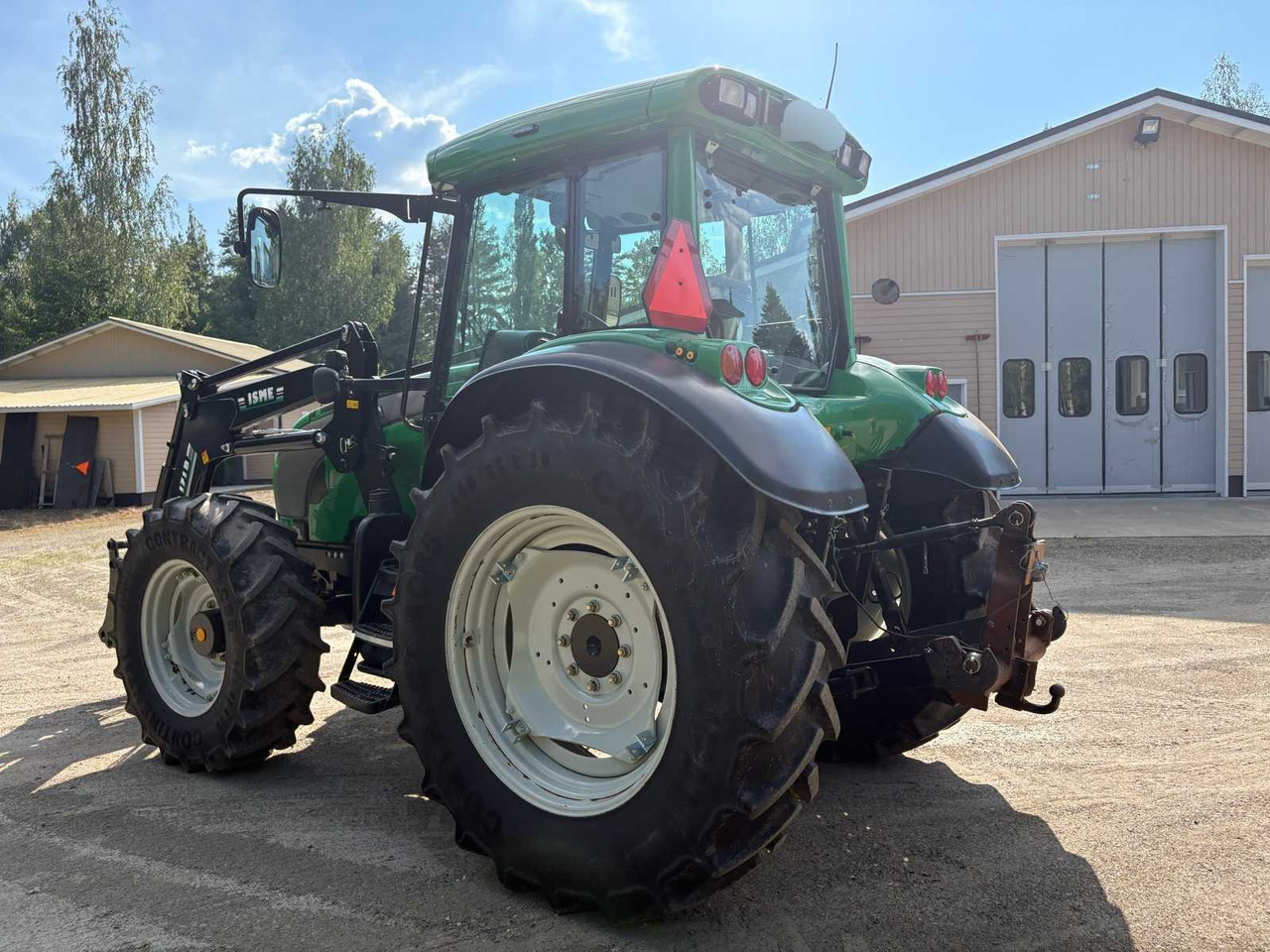 Tractor Valtra C120 4.4 - جرار: صورة 5 Tractor Valtra C120 4.4 - جرار: صورة 5