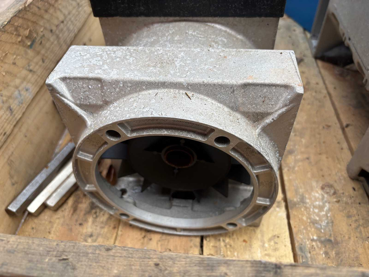 Welding generator Sincro EW 220 DC - معدات لحام: صورة 3 Welding generator Sincro EW 220 DC - معدات لحام: صورة 3