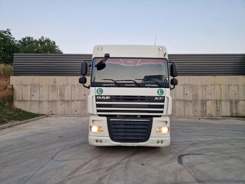 DAF XF 106.460 - جرار المحطة: صورة 1 DAF XF 106.460 - جرار المحطة: صورة 1