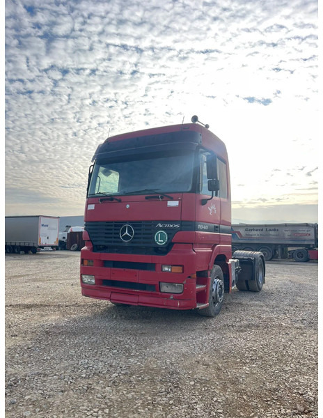 Mercedes-Benz Actros 1840 - وحدة جر: صورة 1 Mercedes-Benz Actros 1840 - وحدة جر: صورة 1