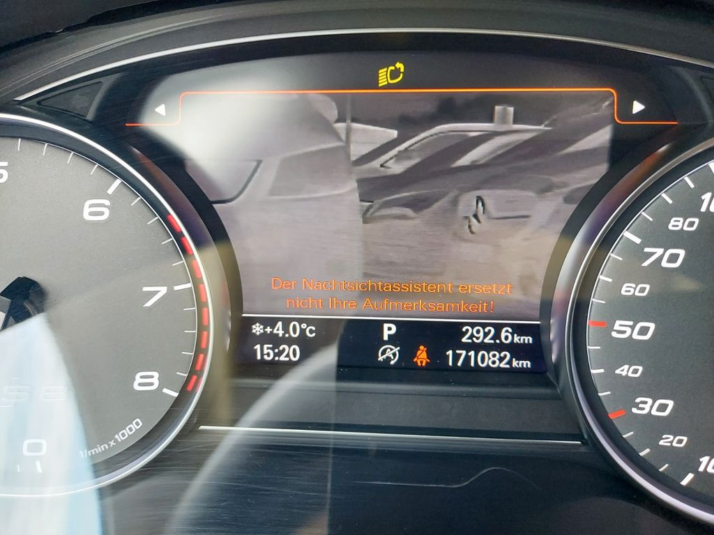Audi S8 4.0 TFSI PLUS quattro B&O HEAD STAND LUFT - سيارة: صورة 3 Audi S8 4.0 TFSI PLUS quattro B&O HEAD STAND LUFT - سيارة: صورة 3