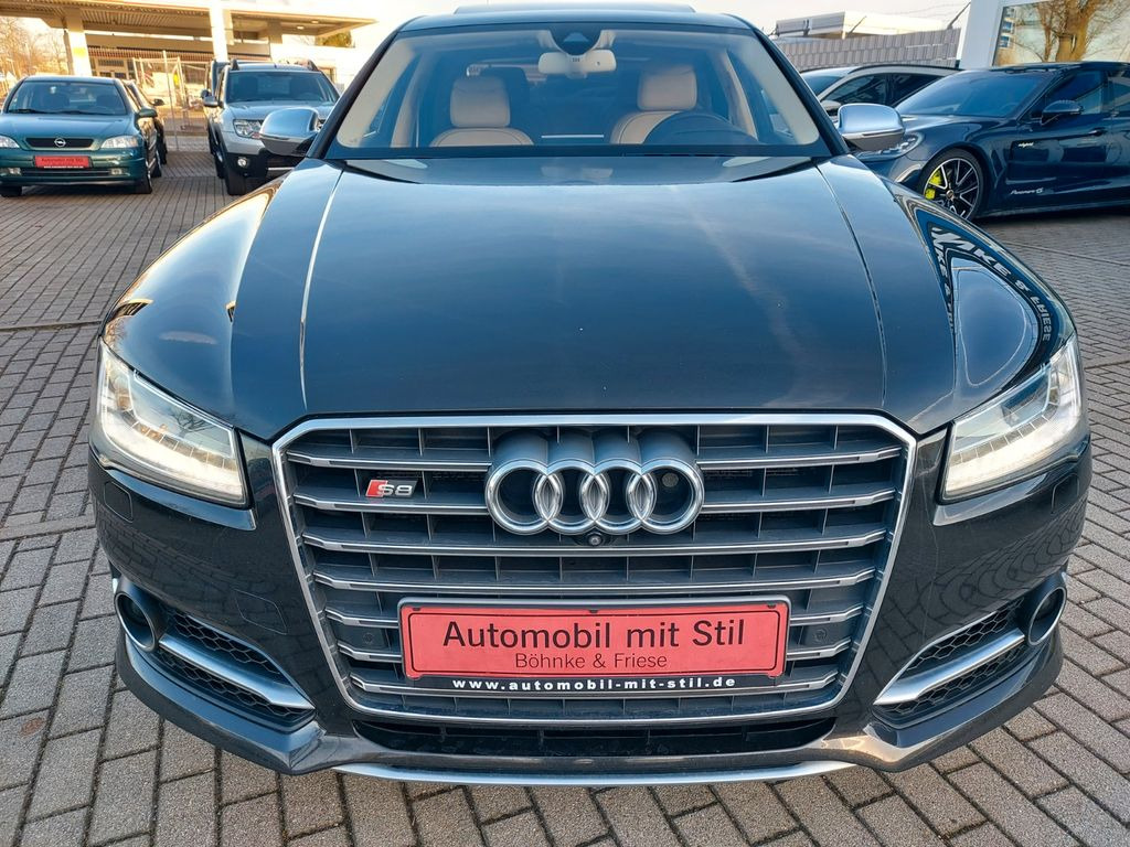 Audi S8 4.0 TFSI PLUS quattro B&O HEAD STAND LUFT - سيارة: صورة 2 Audi S8 4.0 TFSI PLUS quattro B&O HEAD STAND LUFT - سيارة: صورة 2