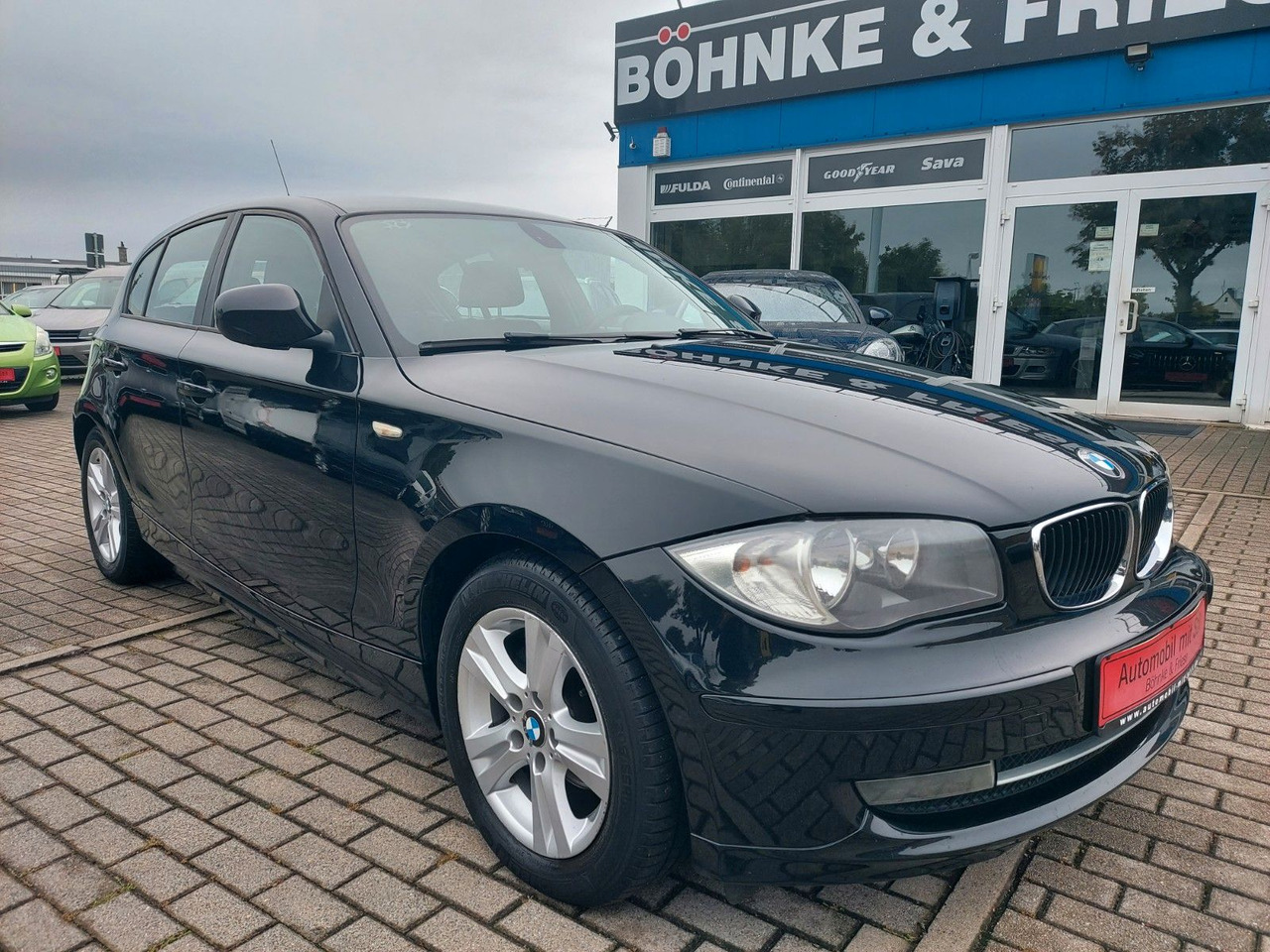 BMW 116 Baureihe 1 Lim. 116d Klima Sitzheizung - سيدان: صورة 1 BMW 116 Baureihe 1 Lim. 116d Klima Sitzheizung - سيدان: صورة 1