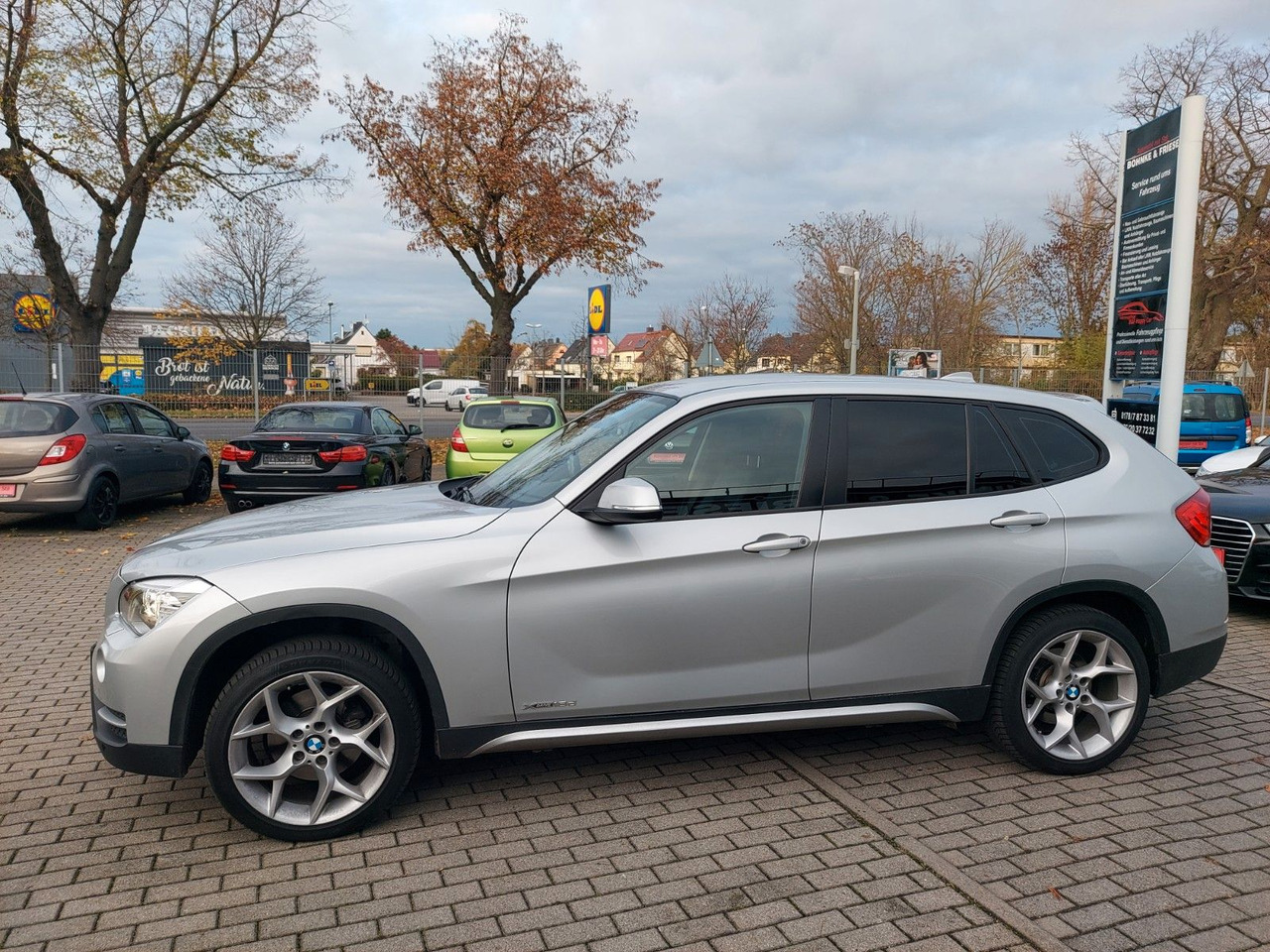 سيارة دفع رباعي BMW X1 18 d xDrive Xenon Navi Leder AHK: صورة 6 سيارة دفع رباعي BMW X1 18 d xDrive Xenon Navi Leder AHK: صورة 6