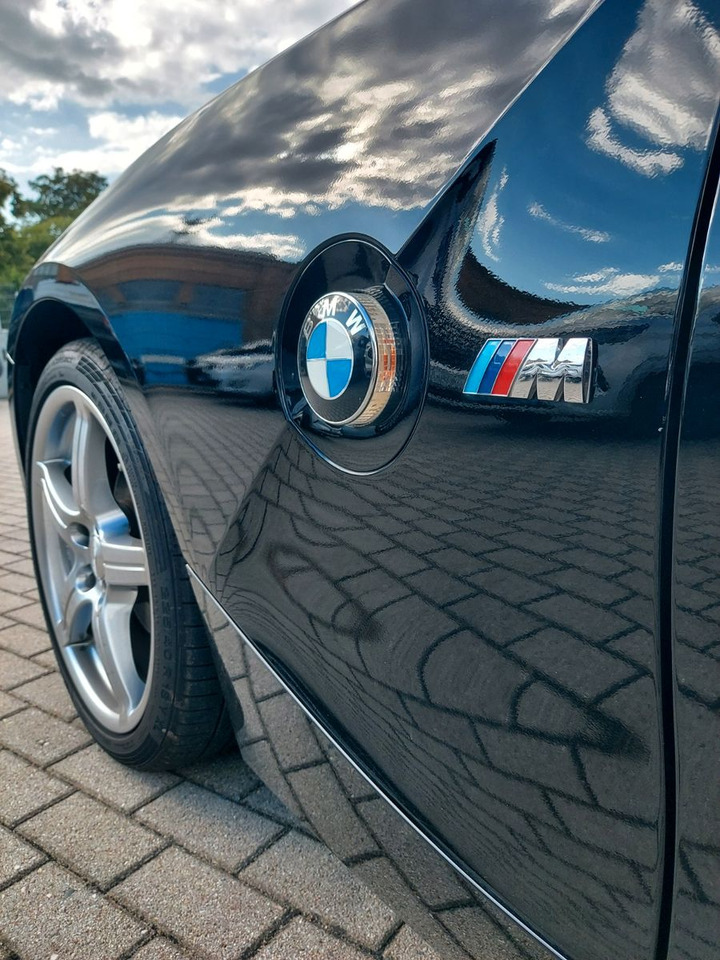 BMW Z4 2.2i Roadster Cabrio M-Sport Klima Sitzheiz - سيارة: صورة 2 BMW Z4 2.2i Roadster Cabrio M-Sport Klima Sitzheiz - سيارة: صورة 2
