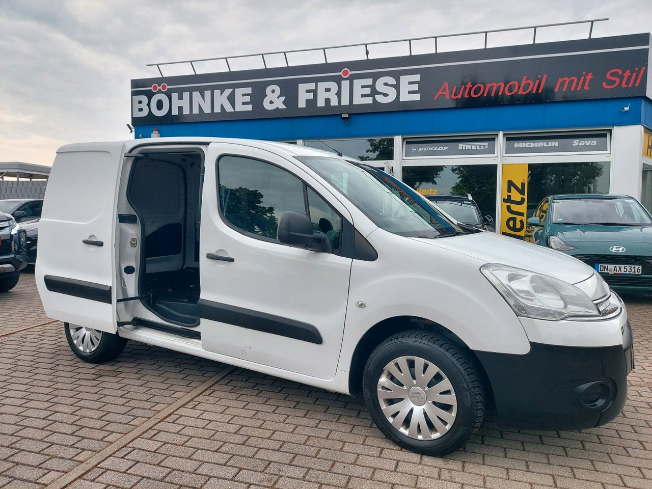 Citroën Berlingo Kasten Niveau B L1 Bluetooth - ميكروباص: صورة 1 Citroën Berlingo Kasten Niveau B L1 Bluetooth - ميكروباص: صورة 1