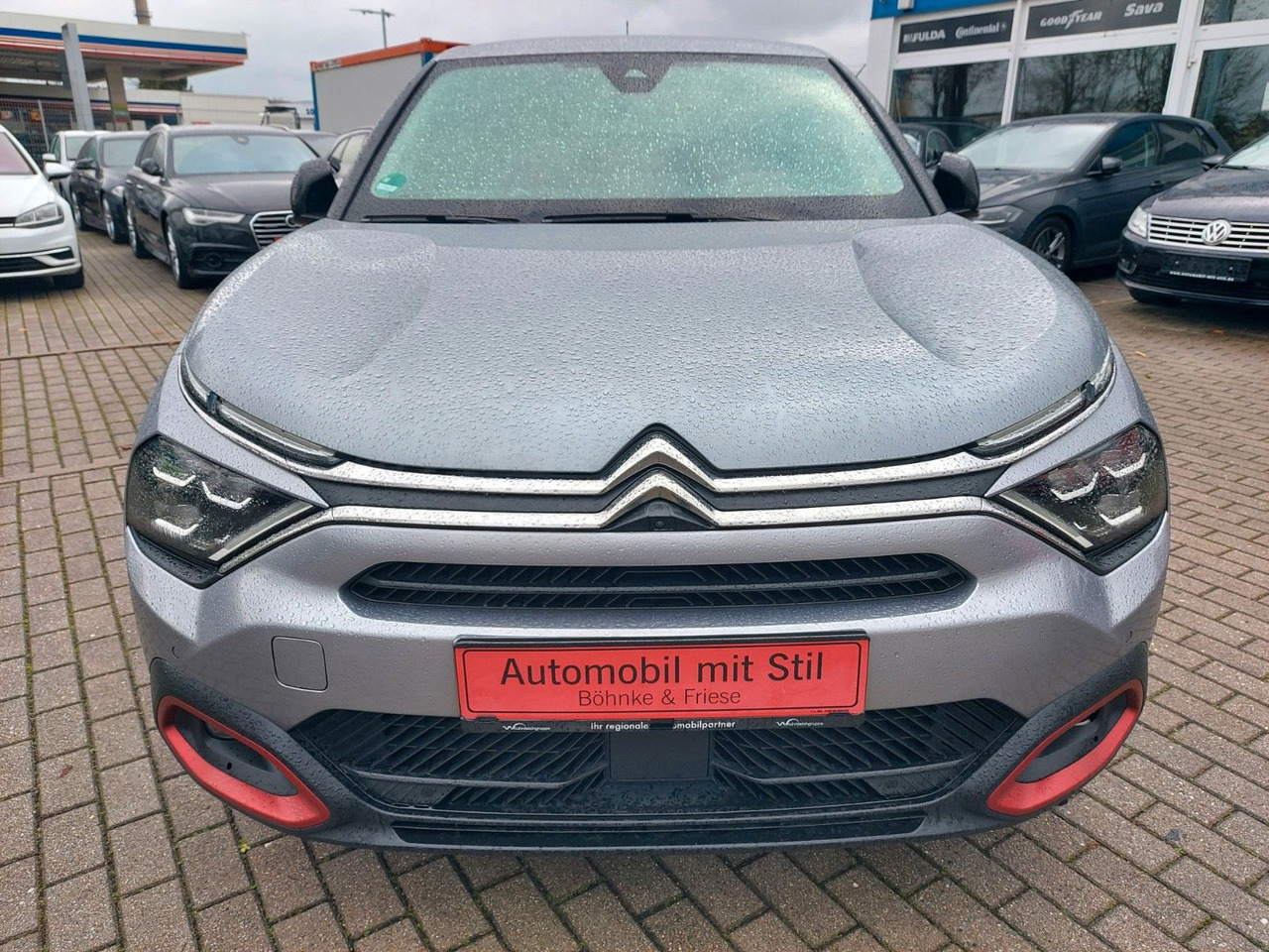 Citroën C4 Lim. Shine Automatik Leder Navi LED uvm. - سيارة دفع رباعي: صورة 2 Citroën C4 Lim. Shine Automatik Leder Navi LED uvm. - سيارة دفع رباعي: صورة 2