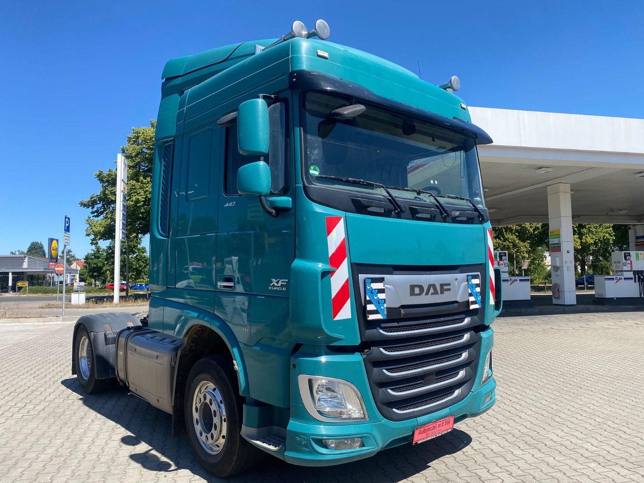 DAF XF 440 EURO 6 KIPPHYDRAULIK ALUFELGEN - وحدة جر: صورة 2 DAF XF 440 EURO 6 KIPPHYDRAULIK ALUFELGEN - وحدة جر: صورة 2