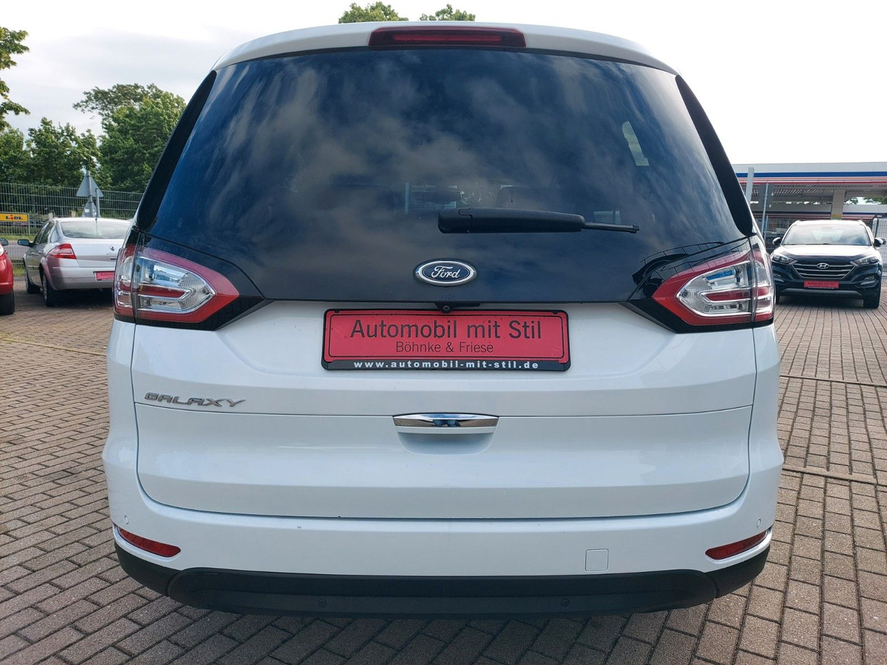 Ford Galaxy 7 Sitze Navi Kamera Tempo SignAssist - ميكروباص: صورة 4 Ford Galaxy 7 Sitze Navi Kamera Tempo SignAssist - ميكروباص: صورة 4
