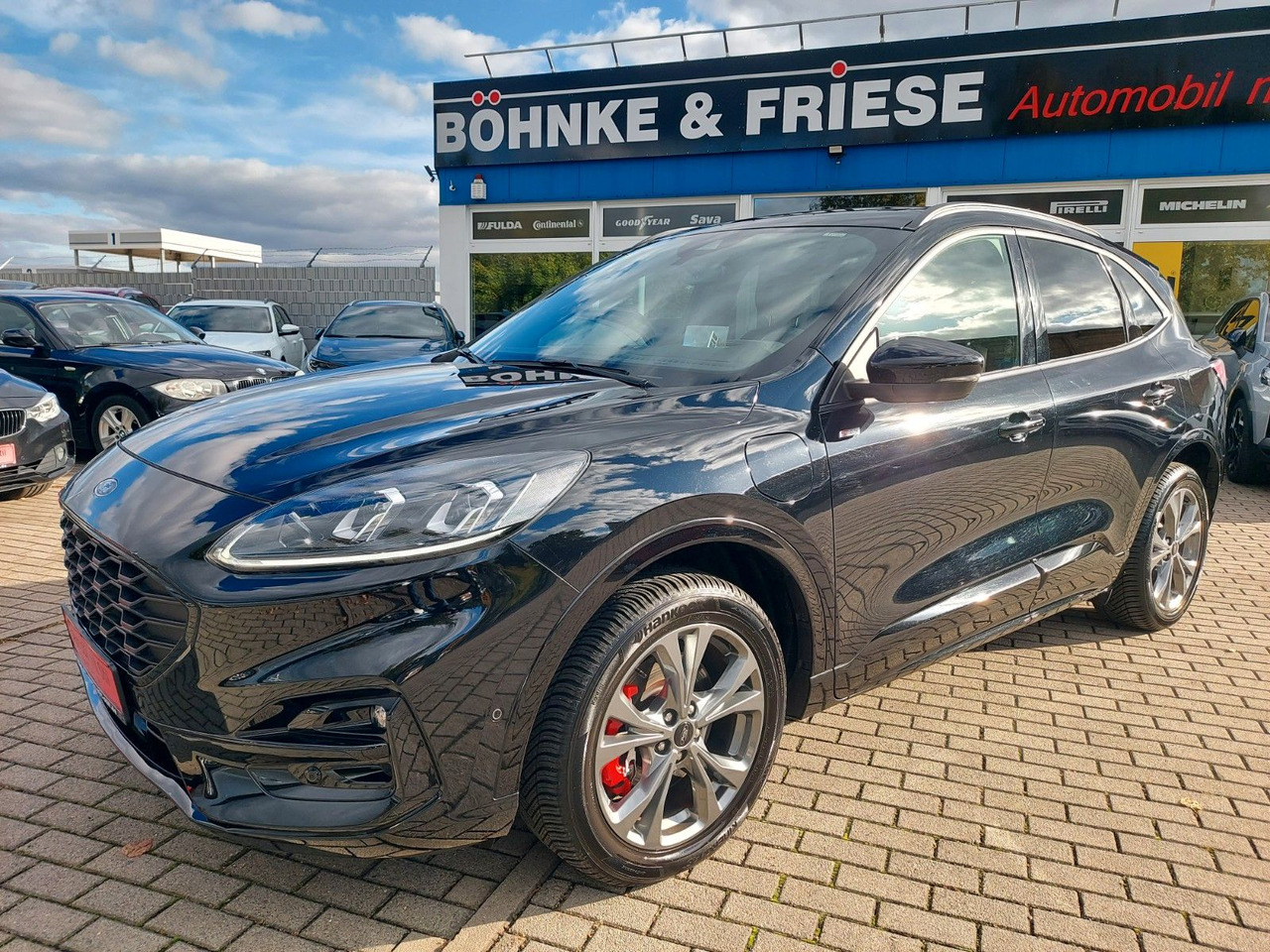 Ford Kuga Plug-In Hybrid ST-Line X ACC Assist 360° - سيارة دفع رباعي: صورة 4 Ford Kuga Plug-In Hybrid ST-Line X ACC Assist 360° - سيارة دفع رباعي: صورة 4