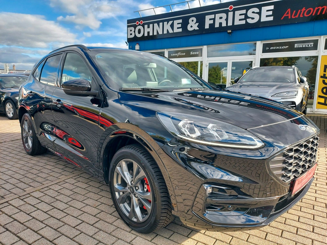 Ford Kuga Plug-In Hybrid ST-Line X ACC Assist 360° - سيارة دفع رباعي: صورة 1 Ford Kuga Plug-In Hybrid ST-Line X ACC Assist 360° - سيارة دفع رباعي: صورة 1