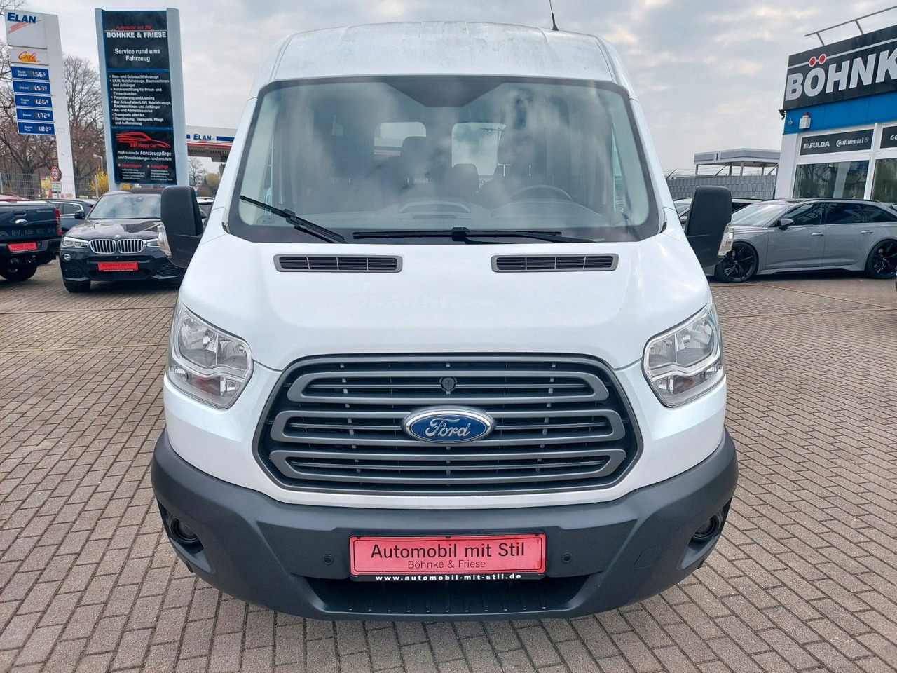 Ford Transit Kombi 330 L2 Trend 9 Sitze Klima Sitzhei - ميكروباص: صورة 5 Ford Transit Kombi 330 L2 Trend 9 Sitze Klima Sitzhei - ميكروباص: صورة 5