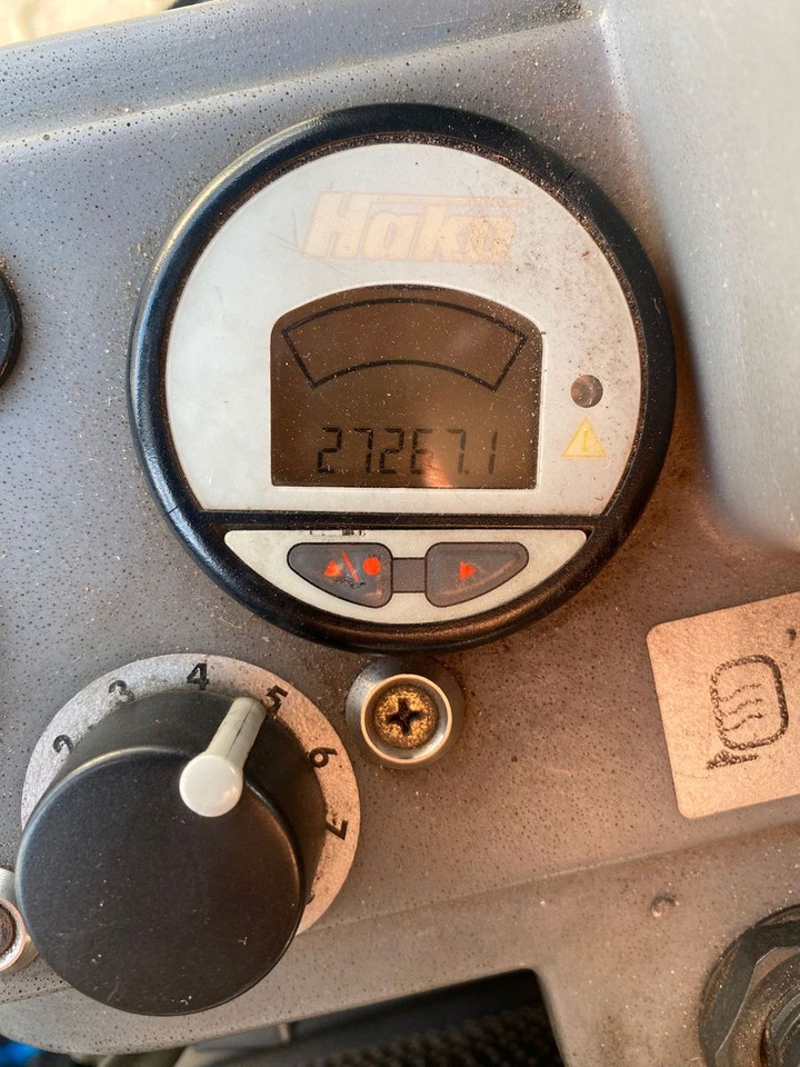 سياره كنس شوارع Hako Citymaster 1250 Kehrmaschine: صورة 11 سياره كنس شوارع Hako Citymaster 1250 Kehrmaschine: صورة 11