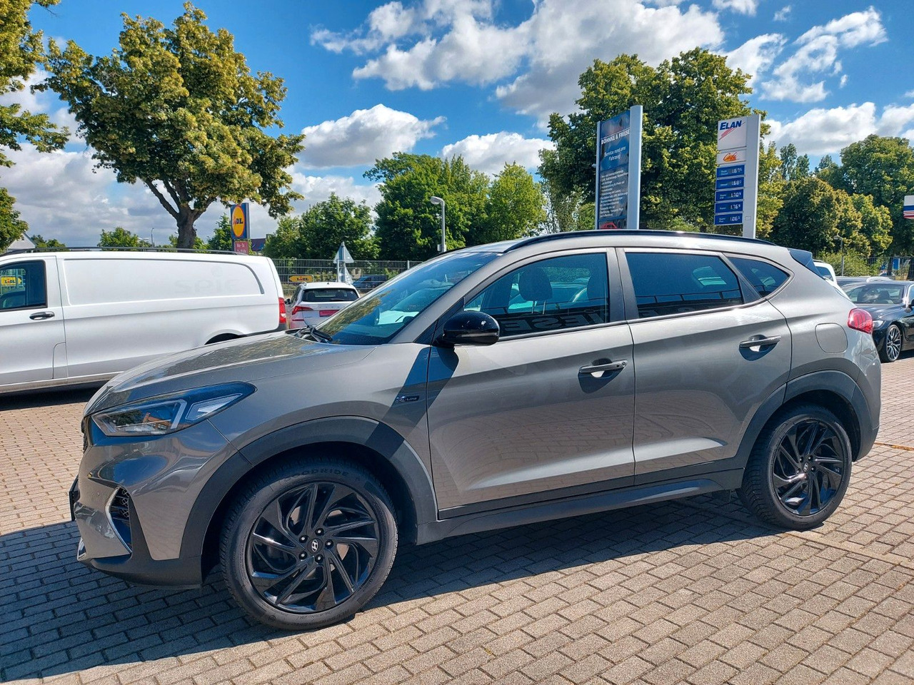 Hyundai Tucson N Line 2WD Automatik Alcantara DAB Navi - سيارة دفع رباعي: صورة 1 Hyundai Tucson N Line 2WD Automatik Alcantara DAB Navi - سيارة دفع رباعي: صورة 1