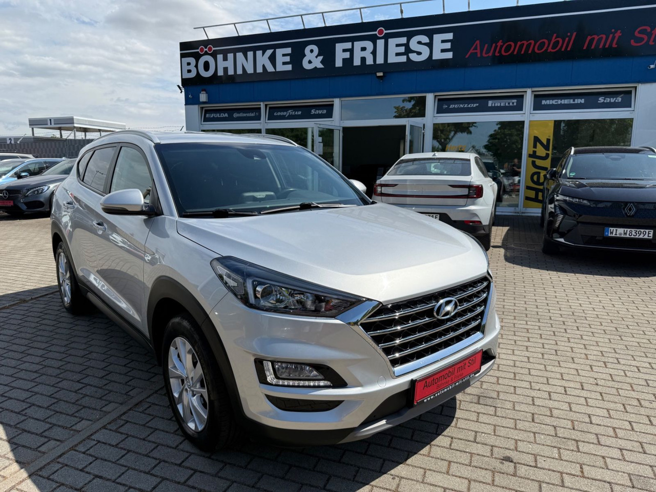 Hyundai Tucson Trend 2WD SHZ KLIMAA. PDC NAVI TEMPOMAT - سيارة دفع رباعي: صورة 1 Hyundai Tucson Trend 2WD SHZ KLIMAA. PDC NAVI TEMPOMAT - سيارة دفع رباعي: صورة 1