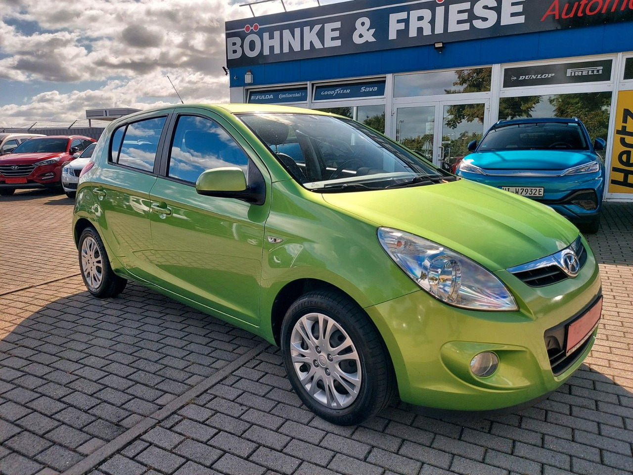 Hyundai i20 Klima USB 5 Türen - سيارة: صورة 1 Hyundai i20 Klima USB 5 Türen - سيارة: صورة 1