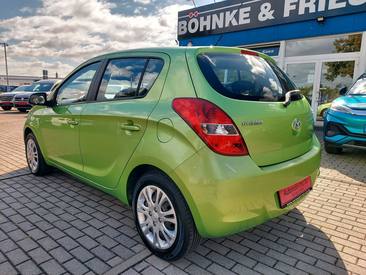Hyundai i20 Klima USB 5 Türen - سيارة: صورة 4 Hyundai i20 Klima USB 5 Türen - سيارة: صورة 4