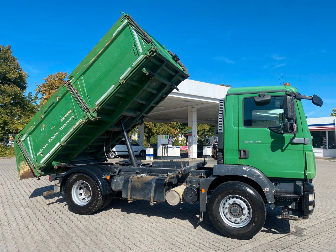 MAN TGM 18.290 4X4 ALLRAD KLIMA DREISEITENKIPPER - شاحنة قلاب: صورة 1 MAN TGM 18.290 4X4 ALLRAD KLIMA DREISEITENKIPPER - شاحنة قلاب: صورة 1